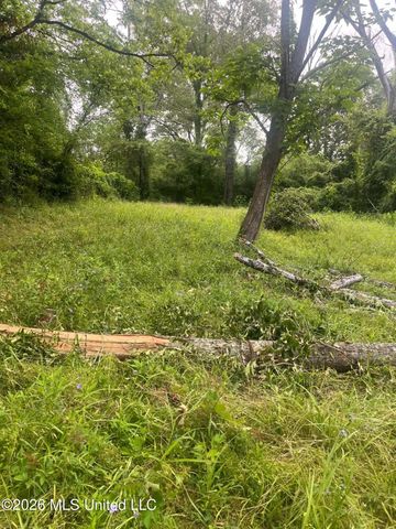 2874 Greenwood Avenue, Jackson, MS 39212