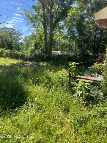 2874 Greenwood Avenue, Jackson, MS 39212