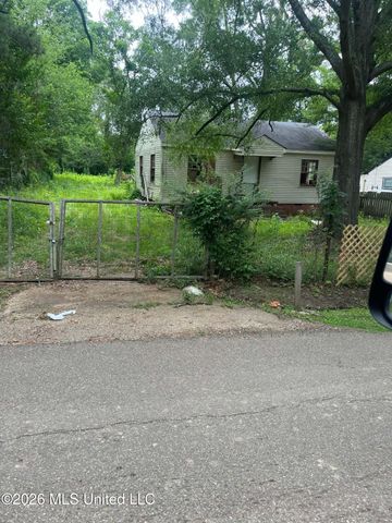 2874 Greenwood Avenue, Jackson, MS 39212
