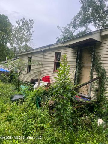 2874 Greenwood Avenue, Jackson, MS 39212