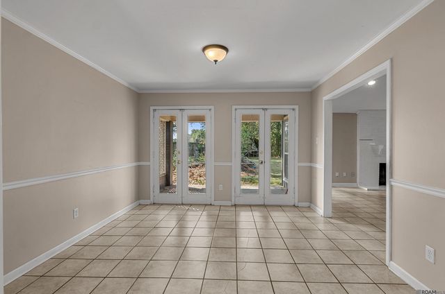 1580 Heartwood Dr, Baton Rouge, LA 70816