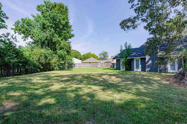 1580 Heartwood Dr, Baton Rouge, LA 70816