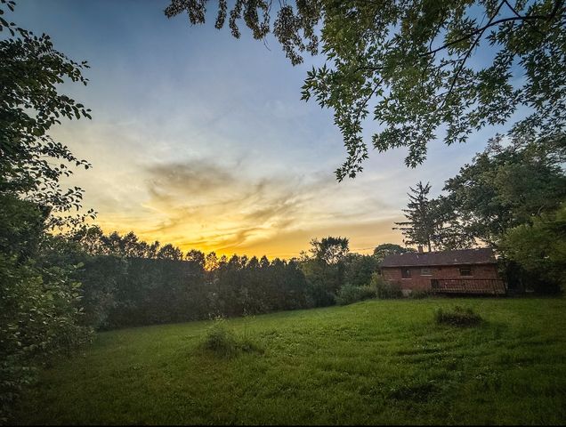 8919 W 95th Street, Palos Hills, IL 60465