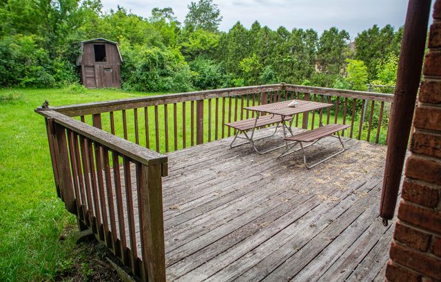 8919 W 95th Street, Palos Hills, IL 60465