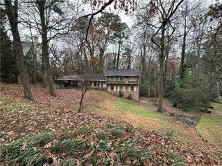 805 Loridans NE Circle, Atlanta, GA 30342