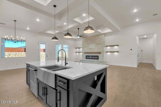 13332 Emerald Water Court, Horizon City, TX 79928