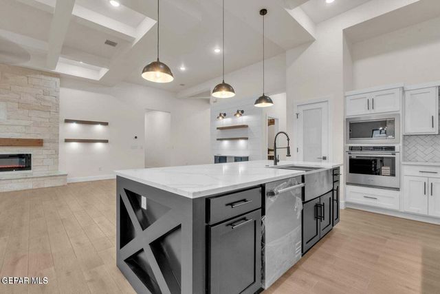 13332 Emerald Water Court, Horizon City, TX 79928