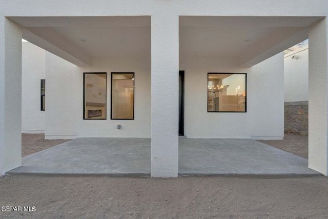 13332 Emerald Water Court, Horizon City, TX 79928