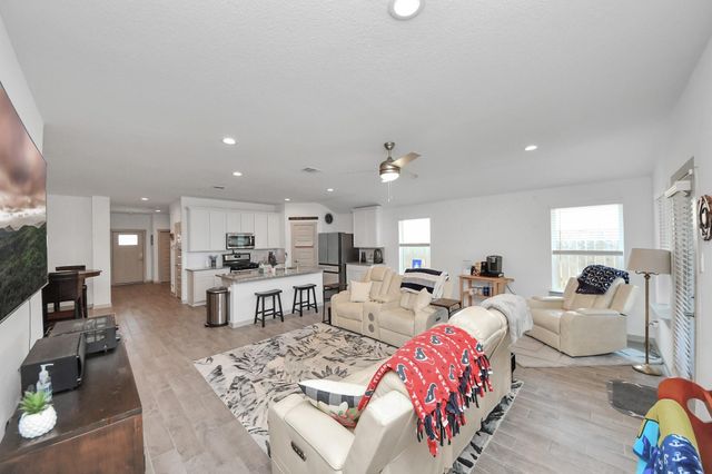 13521 Bonita Island Way, La Marque, TX 77568