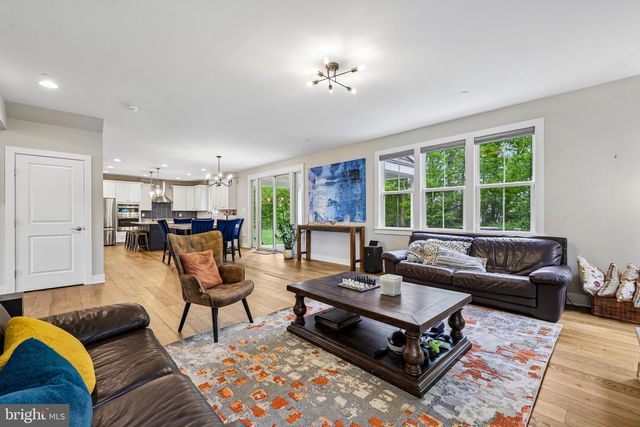 1310 HOOK RD, Westminster, MD 21157