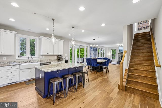 1310 HOOK RD, Westminster, MD 21157