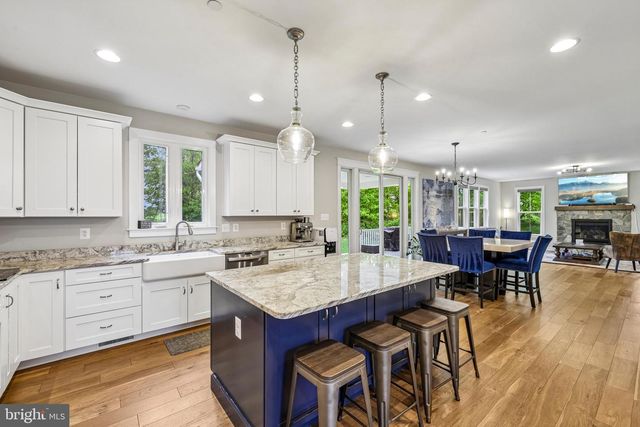 1310 HOOK RD, Westminster, MD 21157