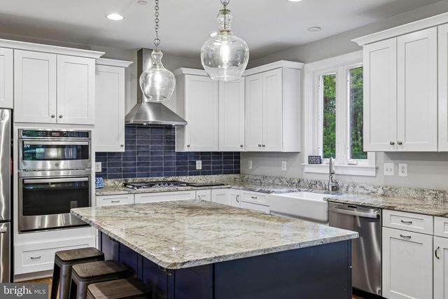 1310 HOOK RD, Westminster, MD 21157
