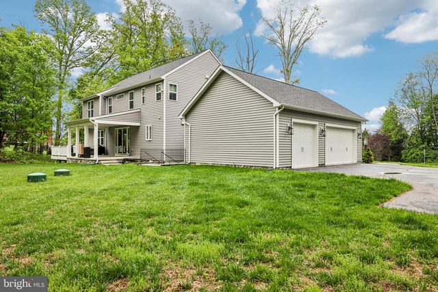 1310 HOOK RD, Westminster, MD 21157