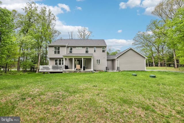1310 HOOK RD, Westminster, MD 21157