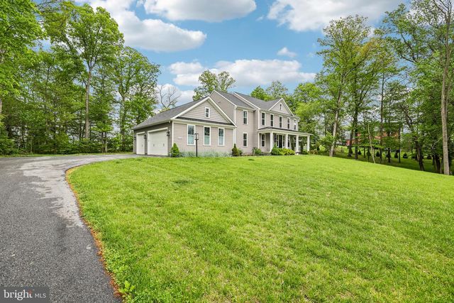 1310 HOOK RD, Westminster, MD 21157