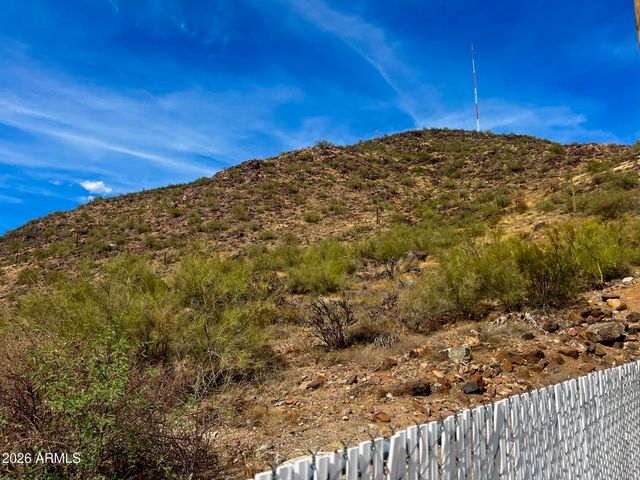 11811 N 19th Avenue 18, Phoenix, AZ 85029