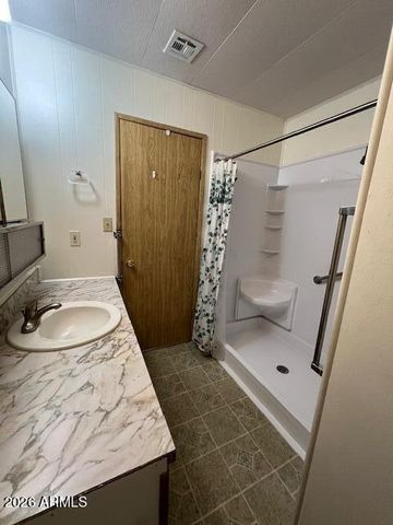 11811 N 19th Avenue 18, Phoenix, AZ 85029