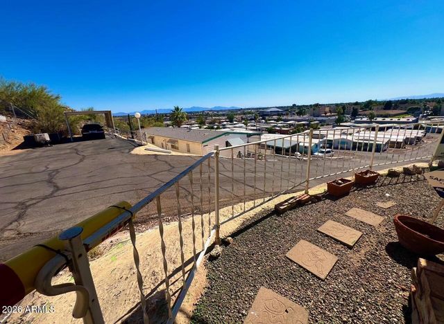 11811 N 19th Avenue 18, Phoenix, AZ 85029