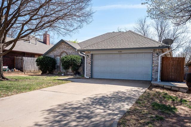 528 NW 171st Street, Edmond, OK 73012