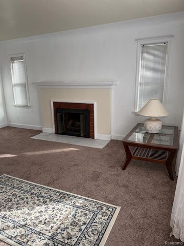 18034 Tracey Street, Detroit, MI 48235