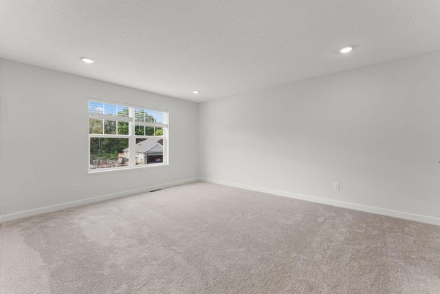 10503 Glenbrook Avenue S, Cottage Grove, MN 55016