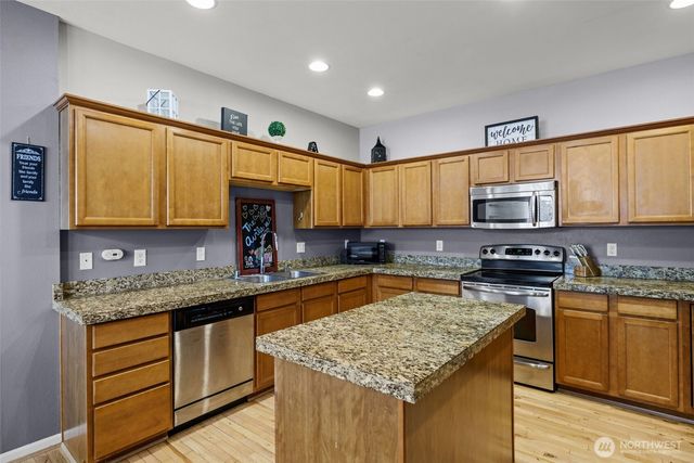 8369 21st Street NE, Lake Stevens, WA 98258