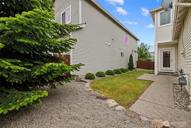 8369 21st Street NE, Lake Stevens, WA 98258