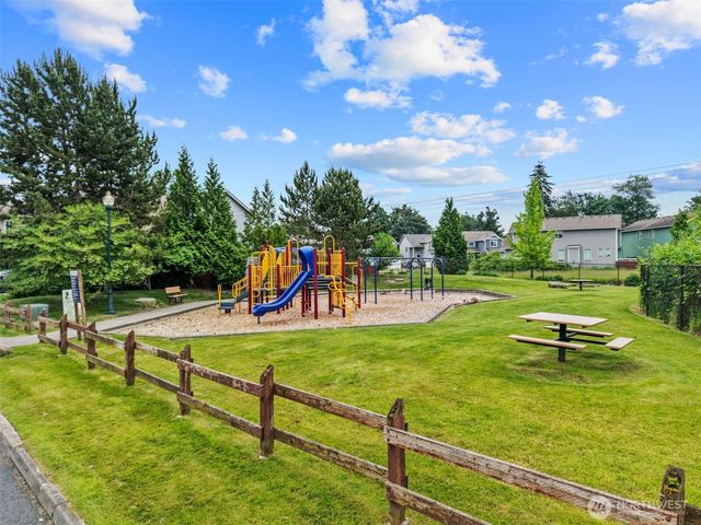 8369 21st Street NE, Lake Stevens, WA 98258