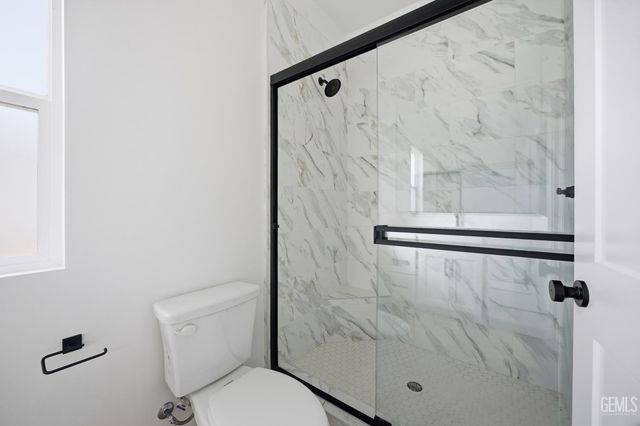 7108 Wintersweet Drive, Bakersfield, CA 93312