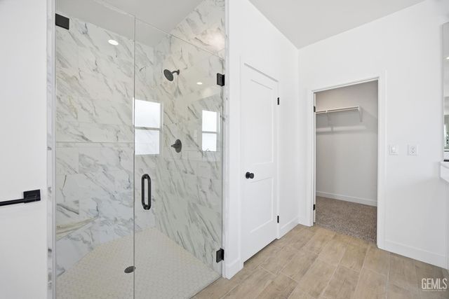 7108 Wintersweet Drive, Bakersfield, CA 93312