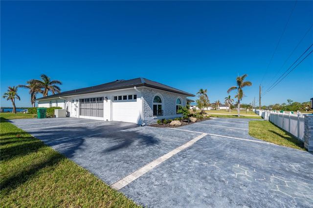 5117 COLLINGSWOOD BOULEVARD, Port Charlotte, FL 33948