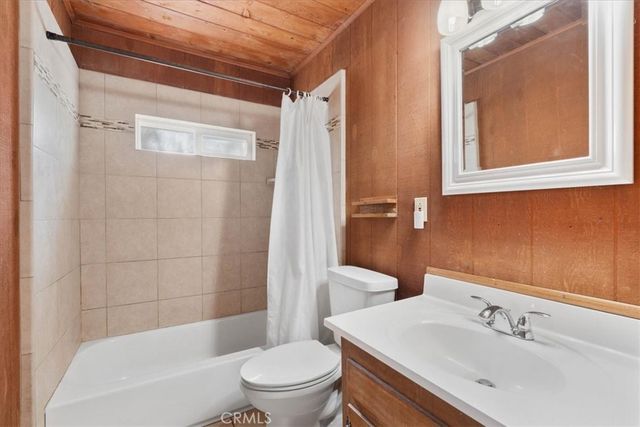 41490 Oak Street, Big Bear Lake, CA 92315