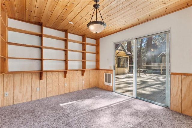 41490 Oak Street, Big Bear Lake, CA 92315
