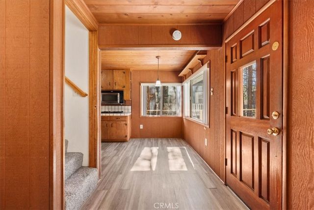 41490 Oak Street, Big Bear Lake, CA 92315