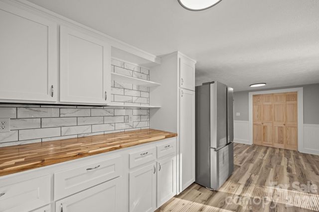 62 Mitchell Street, Canton, NC 28716