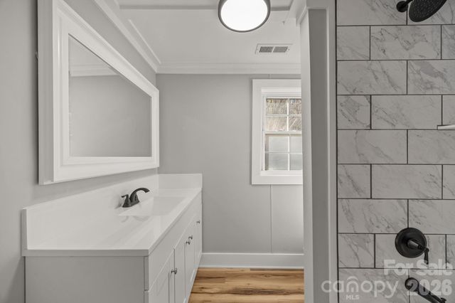 62 Mitchell Street, Canton, NC 28716