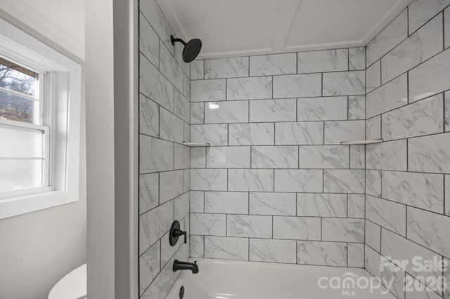 62 Mitchell Street, Canton, NC 28716