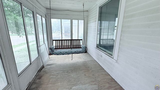 1641 SW Fillmore ST, Topeka, KS 66604