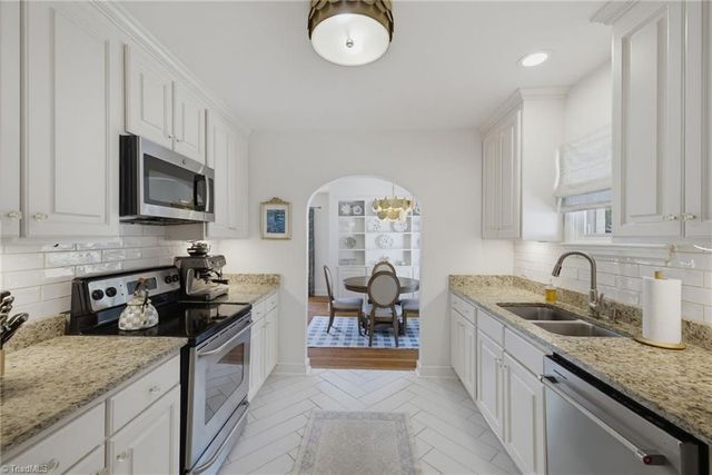 1013 Carolina Street, Greensboro, NC 27401