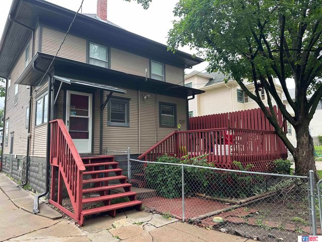 1801 Pepper Avenue, Lincoln, NE 68502