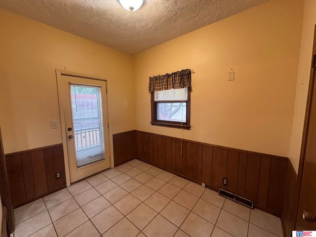 1801 Pepper Avenue, Lincoln, NE 68502