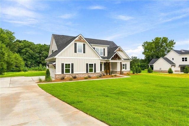 133 Twin Oaks Drive, Hampton, GA 30228