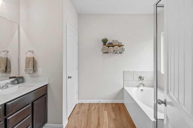 4348 Rockbrook Farms LN, Georgetown, TX 78628