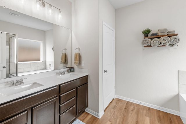 4348 Rockbrook Farms LN, Georgetown, TX 78628