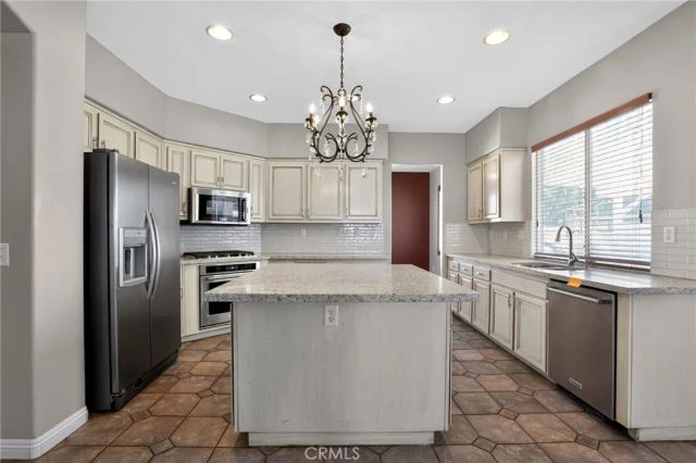 42240 Ridge View Drive, Lancaster, CA 93536
