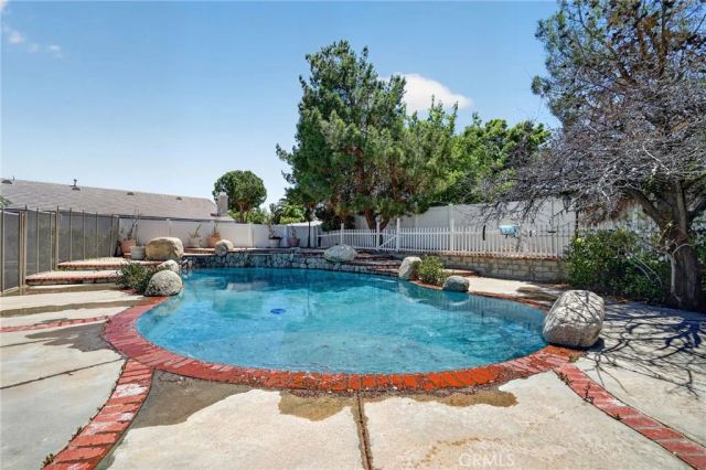 42240 Ridge View Drive, Lancaster, CA 93536