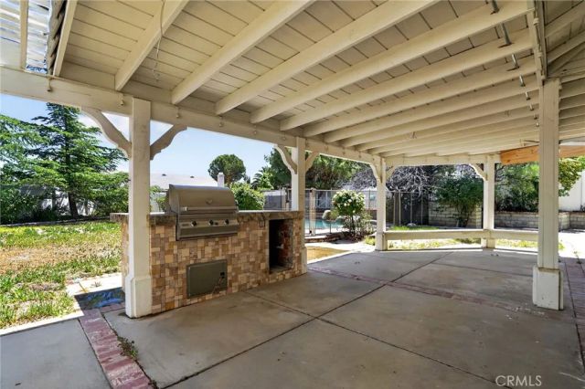 42240 Ridge View Drive, Lancaster, CA 93536