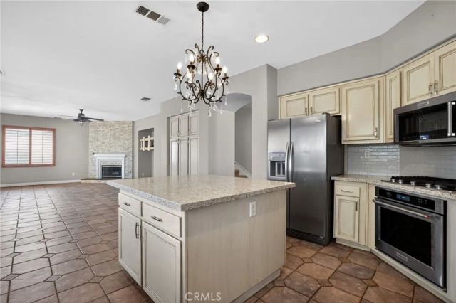 42240 Ridge View Drive, Lancaster, CA 93536