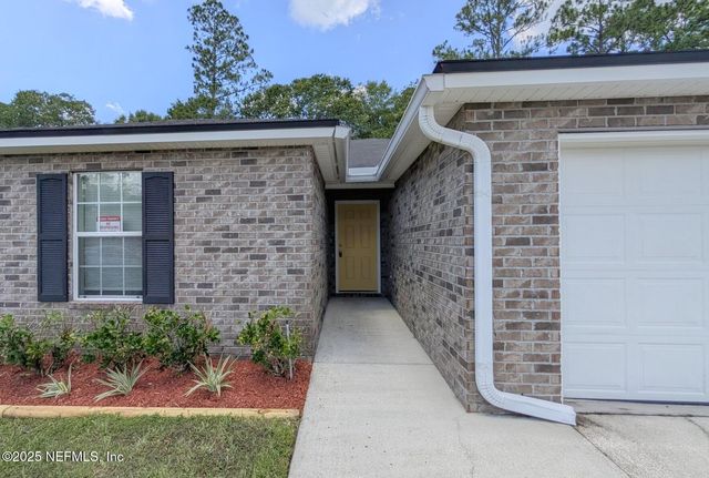 5645 VILLAGE POND Circle, Jacksonville, FL 32222